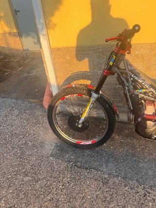 Vertigo R Trial Moto