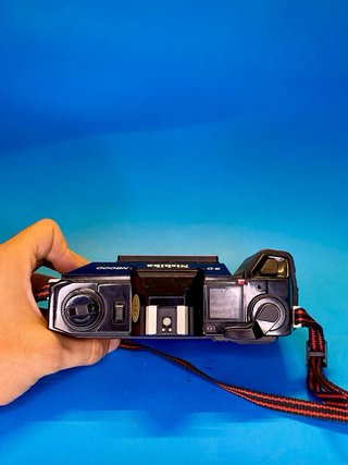 NISHIKA N8000 // CÁMARA ANALÓGICA 3D