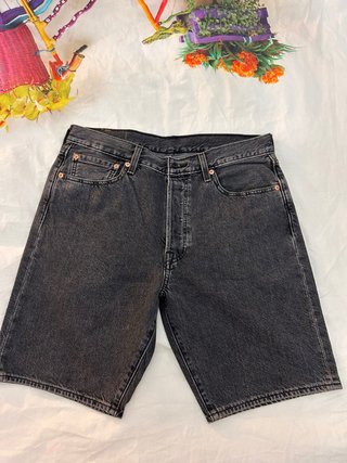 Bermuda vaquera Levi's hombre