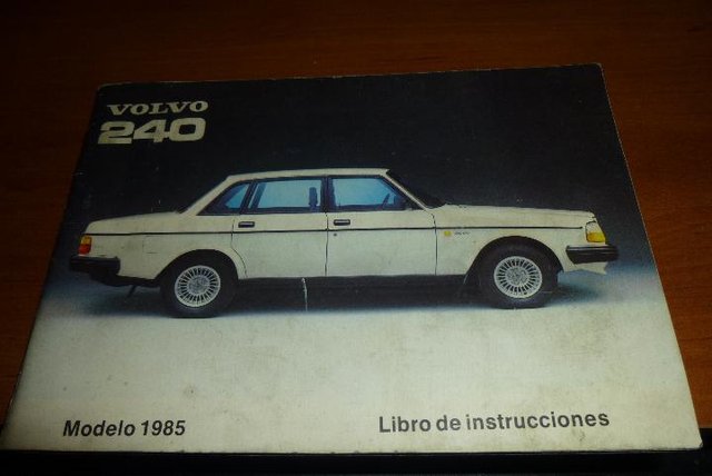 Manual Volvo 240 - Modelo 1985