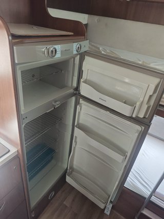 Autocaravana McLouis Tandy 640 (2011) - Fiat 130CV