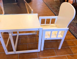 Trona convertible en mesa y silla para bebé