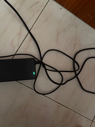 Cargador Patinete Eléctrico