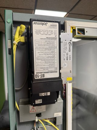 Máquina expendedora JOFEMAR Vision V2 + ascensor