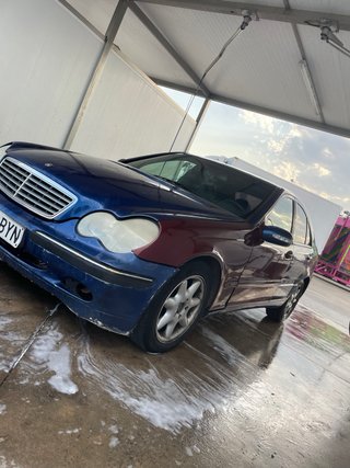 Mercedes-Benz Classe C 270 2003
