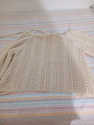 Jersey Pull&Bear calado beige talla M