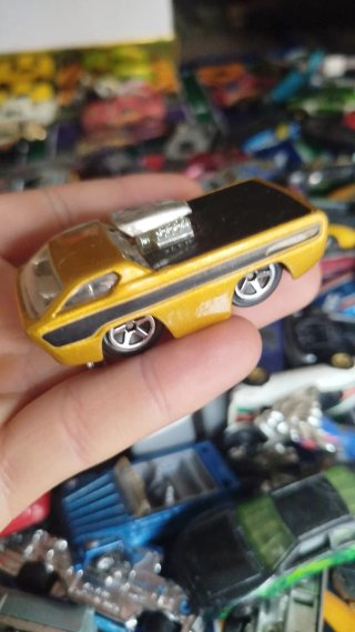 Hotwheels Tooned Deora #25