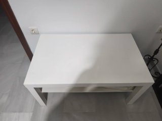 Mesa baja blanca de madera Ikea