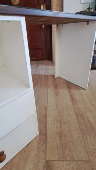 Escritorio juvenil madera y blanco