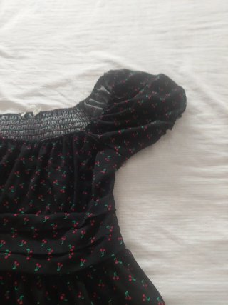 Vestido Liberty Love Negro con Estampado de Cereza