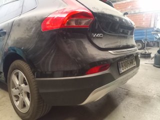 Volvo V40 2014