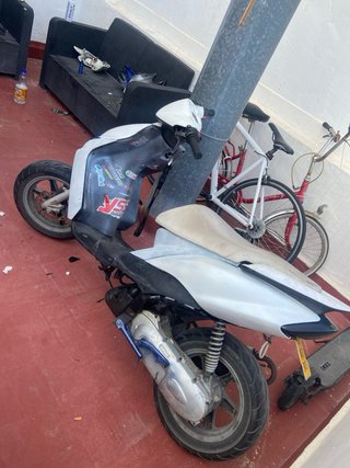 Yamaha Jog R Scooter