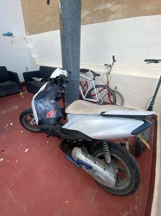 Yamaha Jog R Scooter