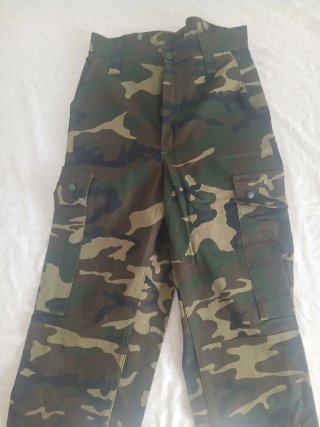 Pantalón cargo militar camuflaje - Talla S Nuevos