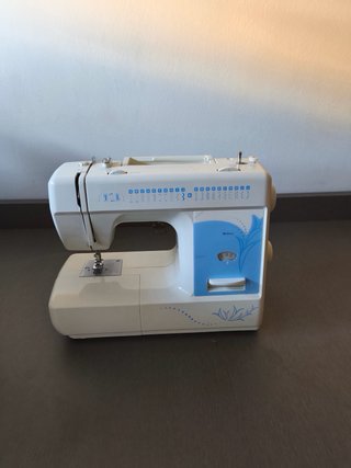 Máquina de coser Carrefour Home