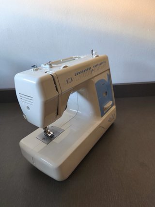 Máquina de coser Carrefour Home