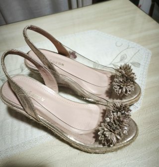 Sandalias Ardara Talla 38 Doradas