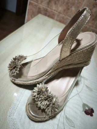 Sandalias Ardara Talla 38 Doradas