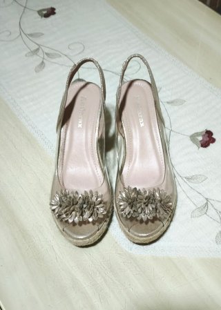 Sandalias Ardara Talla 38 Doradas