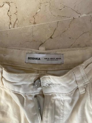 Pantalón beige