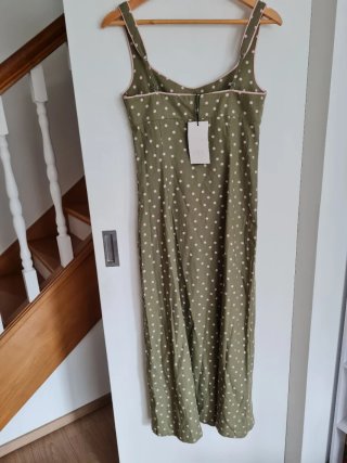 Vestido Zara verde lunares rosa