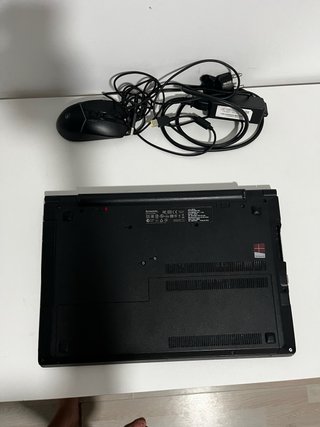 Portátil Lenovo B50-70 Negro + Ratón y Cargador