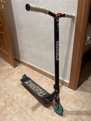 Patinete estilo scooter como nuevo