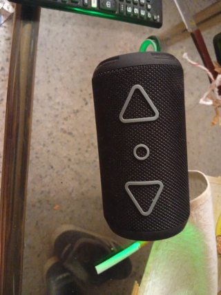 Altavoz Bluetooth T&G Negro/Rojo