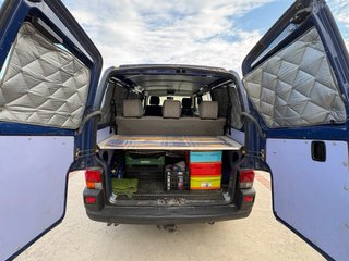 Volkswagen Transporter 2.5 TDI 7plz