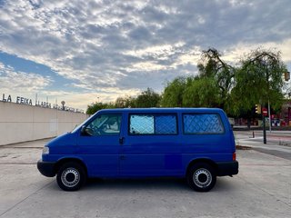 Volkswagen Transporter 2.5 TDI 7plz