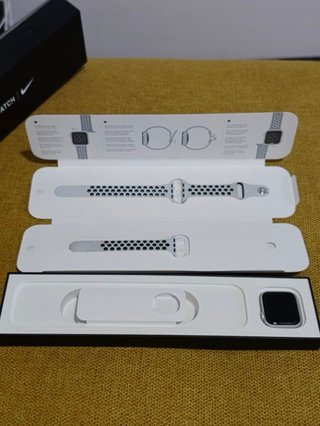 Apple Watch Nike Sport 40mm Gris/Blanco