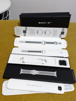 Apple Watch Nike Sport 40mm Gris/Blanco