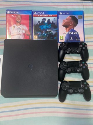 PS4 Slim 1TB + 3 Mandos + 3 Juegos