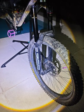 Commencal Clash 2022 edicion limitada Talla L