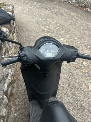 Piaggio Liberty 50cc Scooter Negra