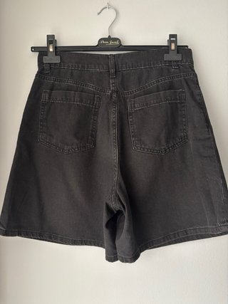 Shorts de Mango (Talla M).