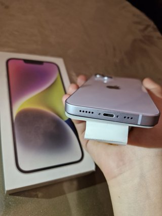 iPhone 14 Morado
