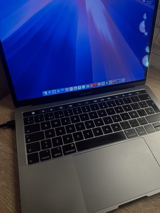 MacBook Pro 13” 2019 8GB/128GB Gris Espacial