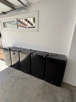 Nevera frigorífico mini Cecotec 90L negro