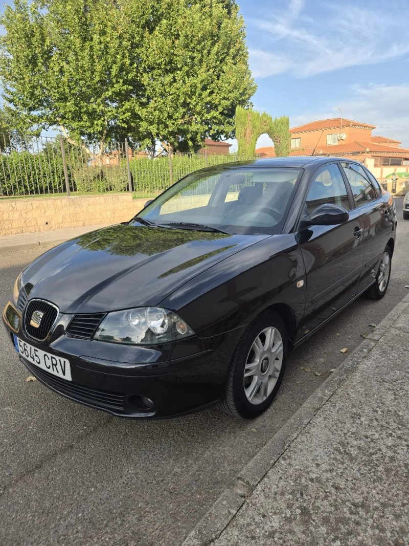 SEAT Cordoba 2004 - foto 1