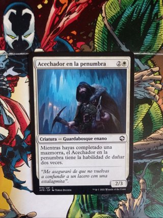 Carta Magic Acechador en la penumbra
