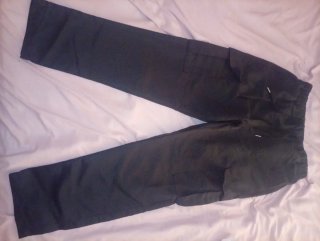 Pantalones cargo negros