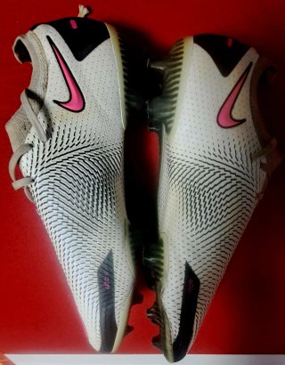 Botas de fútbol Nike Phantom GT Profesionales
