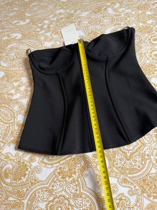 Top Corsé Negro Zara