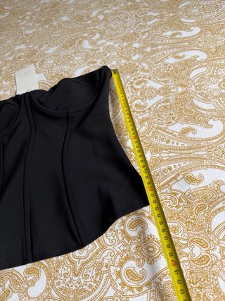 Top Corsé Negro Zara