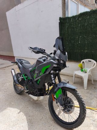 Kawasaki KLE 500 SE de junio 2026 garantía 3 años