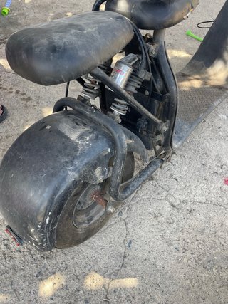 Moto Eléctrica Scooter Negra