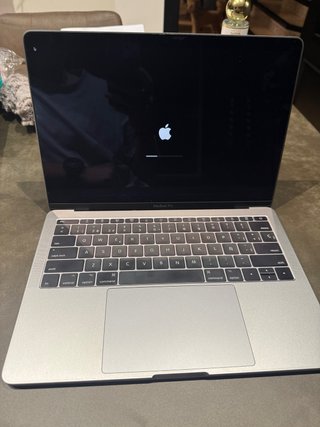 MacBook Pro 13” 2017 | i5 | 8GB | 128GB SSD