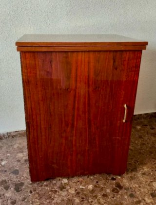 Máquina de coser Refrey Transforma 427 con mueble.