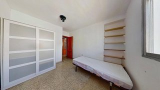 Piso en venta en L´Amistat en Valencia